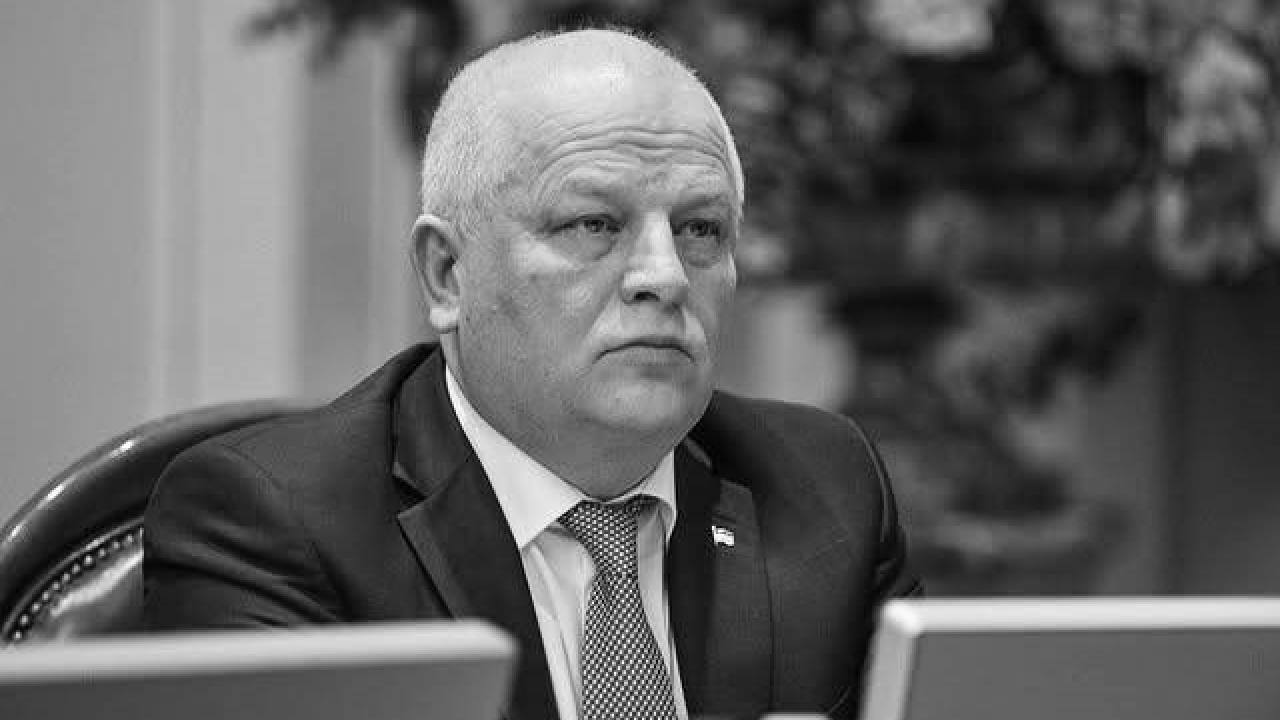 Тернопільська обласна рада висловлює щирі співчуття з приводу передчасної смерті Степана Кубіва