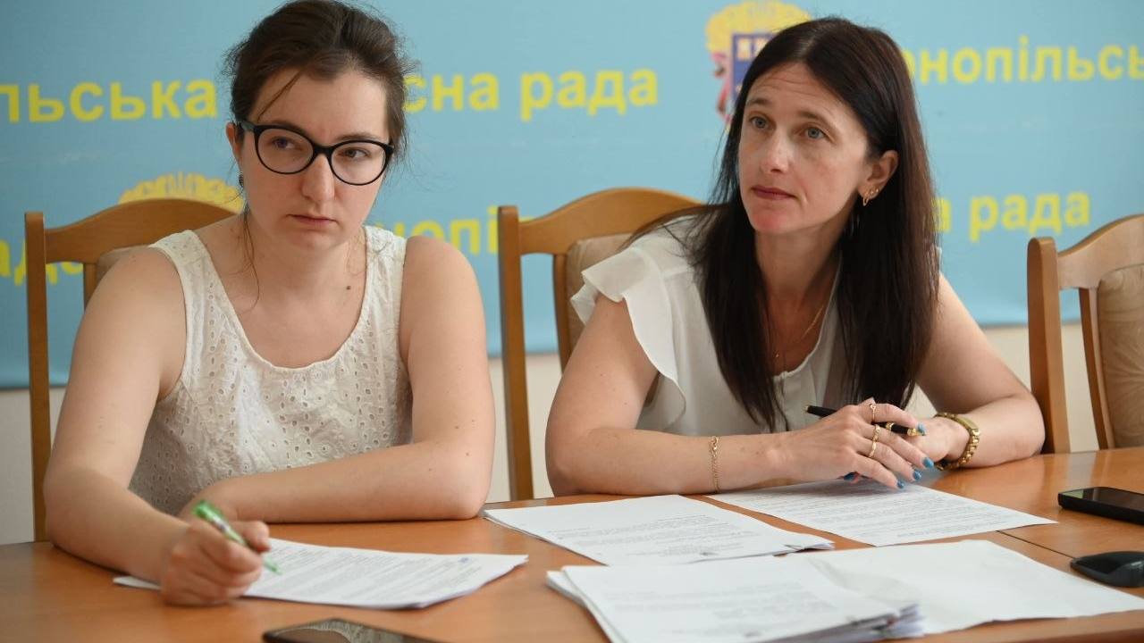 Відбулося засідання постійної комісії Тернопільської обласної ради з питань освіти, науки, молодіжної політики, фізичної культури і спорту