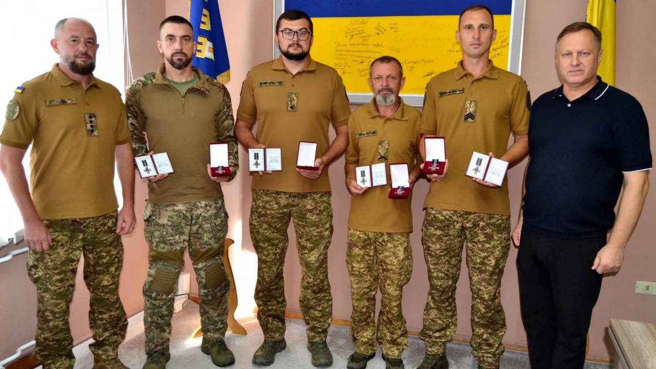 У Тернопільській обласній раді відзначили українських Захисників