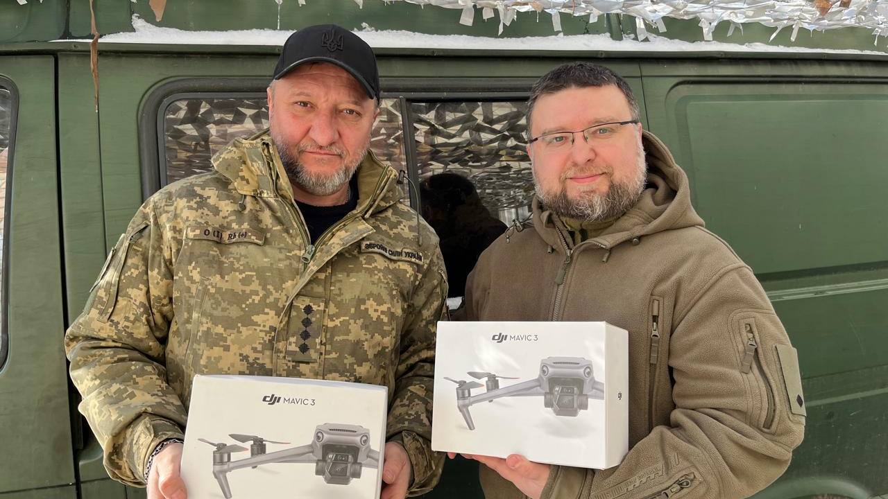 Микулинецька обласна фізіотерапевтична лікарня реабілітації вкотре передала техніку для потреб ЗСУ