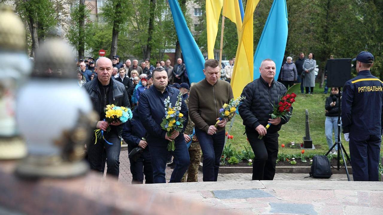У Тернополі вшанували пам'ять загиблих ліквідаторів аварії на Чорнобильській АЕС